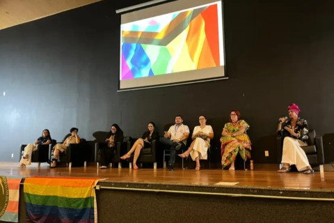 Seduc promove ação de enfrentamento à LGBTfobia e reforça acolhimento nas escolas estaduais